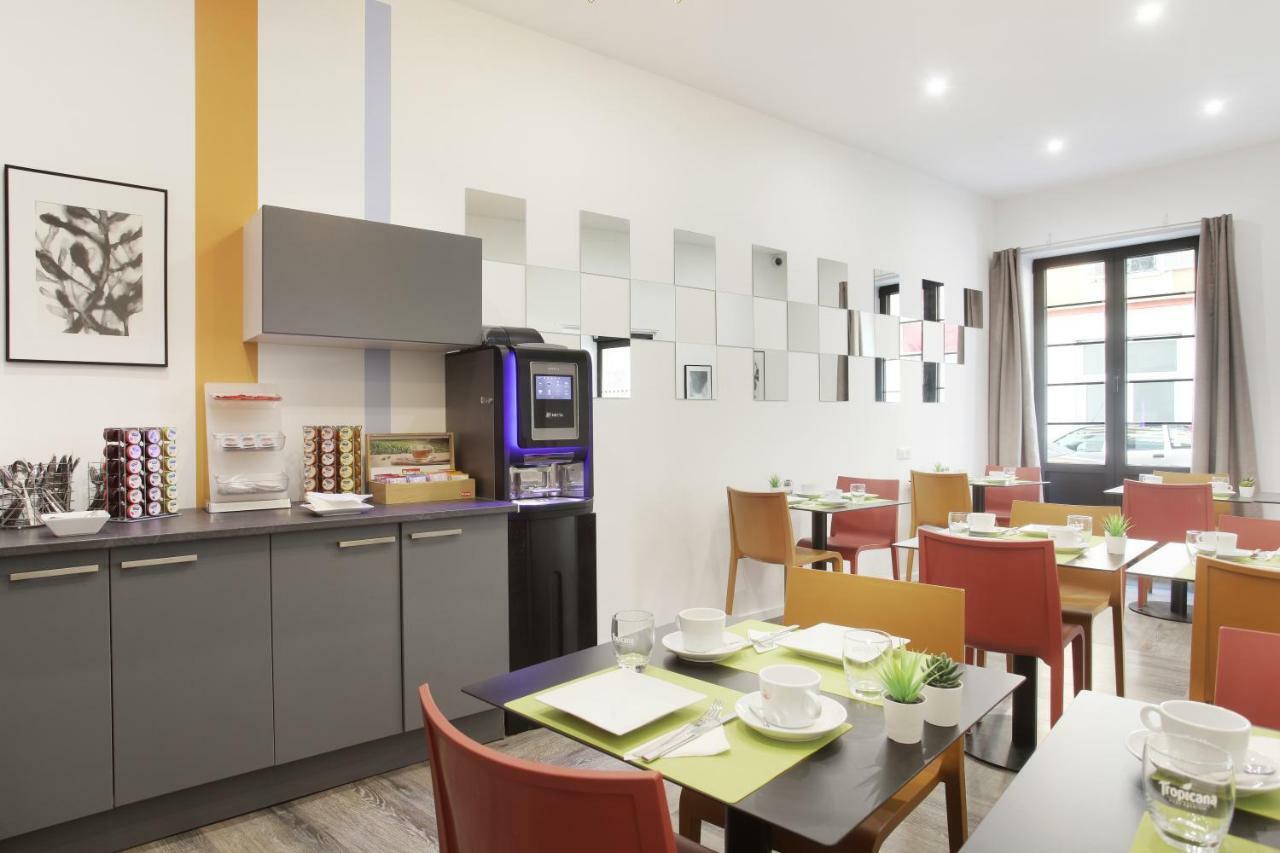 Alcove Hotel 3*